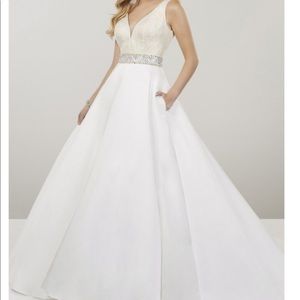 Panoply Evening Gown, Style 14928